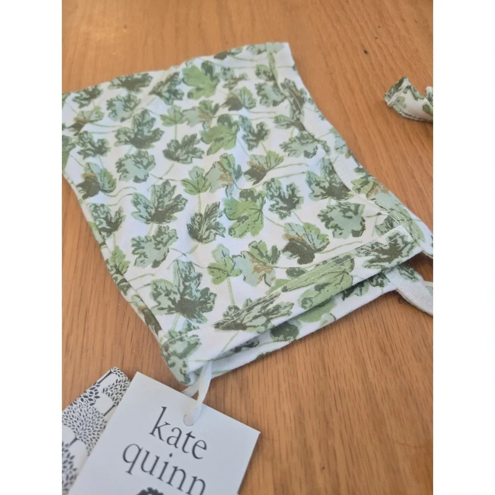 Kate Quinn Green Leaf Grape Leaf Baby Bonnet 12-18 Months NWT